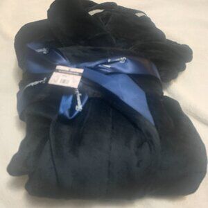 TOMMY BAHAMA PLUSH ROBE (IN PACKAGE)